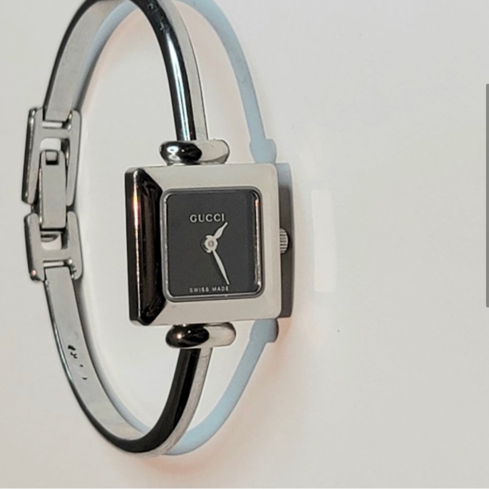 GUCCI women’s watch